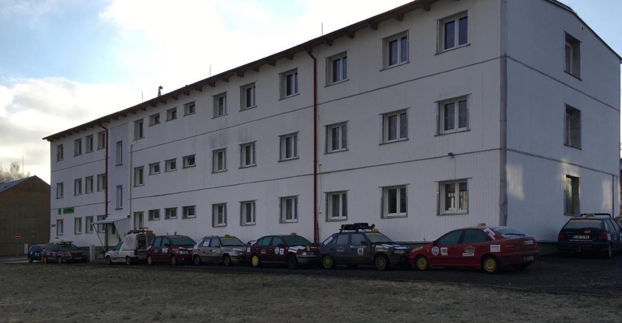 Ubytovani U Ropaku Horni Slavkov Exterior photo